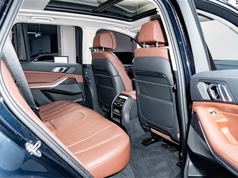 BMW BMW X5 2021 xDrive40i M Sport Package 2021 - thumbnail 24