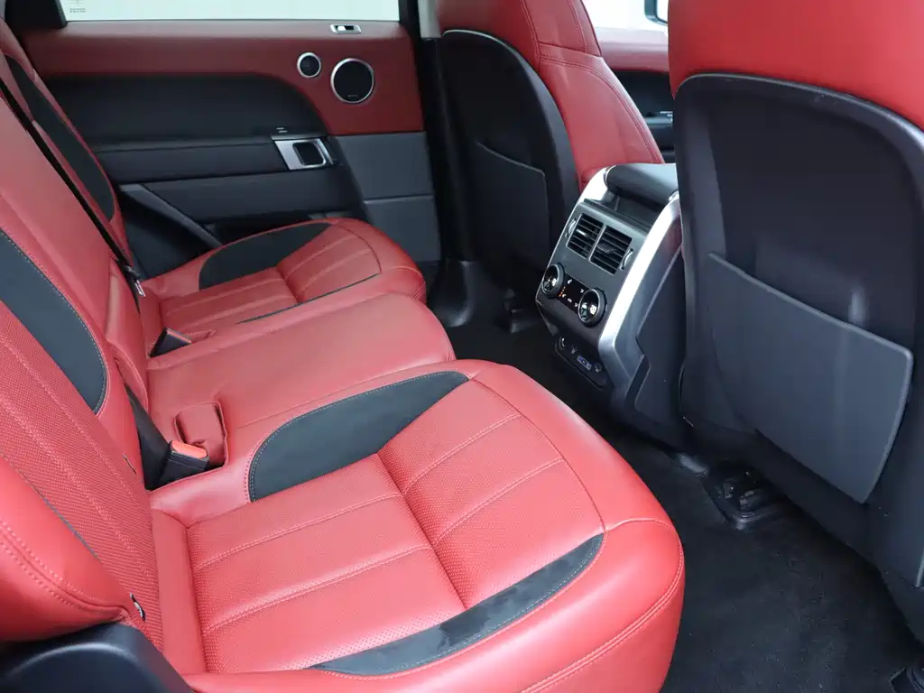 Land Rover Range Rover Sport 2022 3.0 L6 Dynamic Black Edition 2022 - thumbnail 13