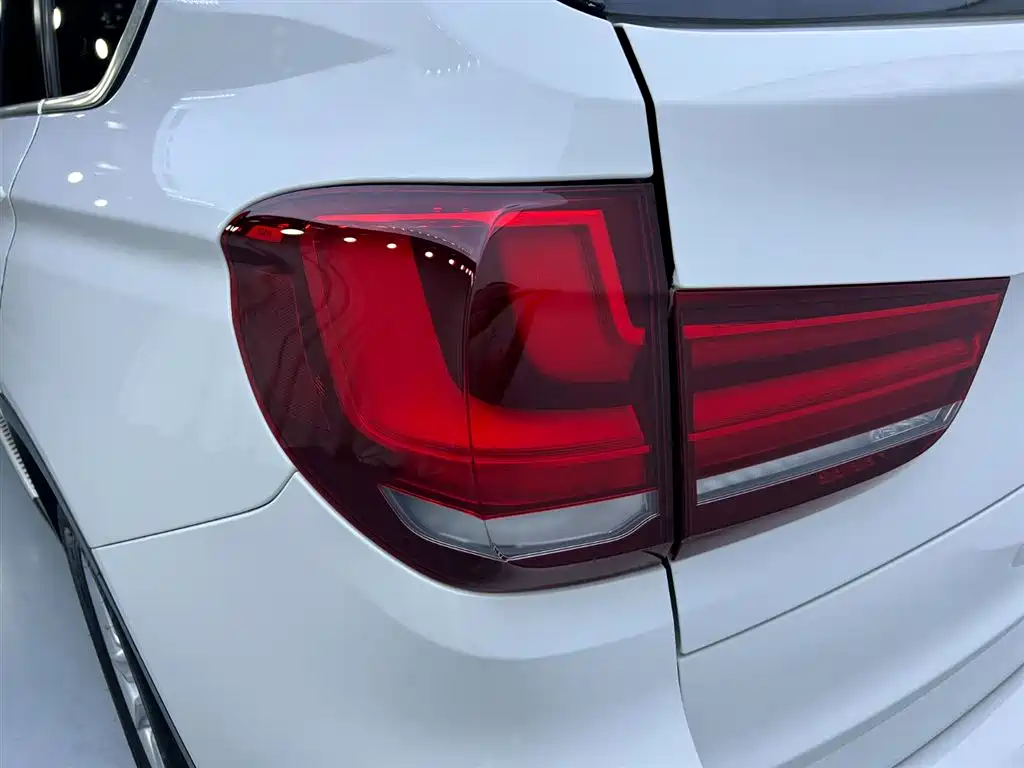 BMW BMW X5 2017 xDrive35i Middle East Edition 2017 - thumbnail 22