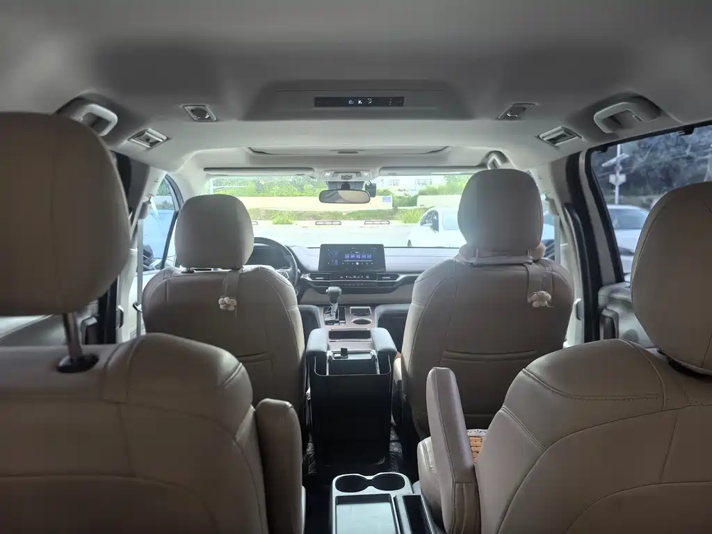 Toyota Sienna 2024 2.5L Hybrid Comfort Edition 2025 - thumbnail 15