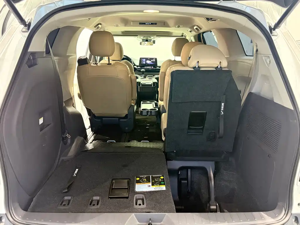 Toyota Sienna 2024 2.5L Hybrid Comfort Edition 2025 - thumbnail 21