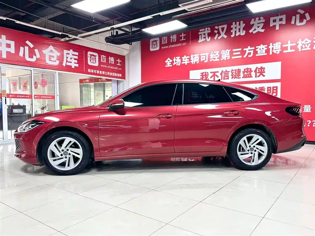 Volkswagen 凌渡 2025款 凌渡L 280TSI DSG炫辣版 2025 - thumbnail 4