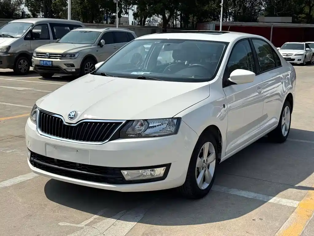 Skoda Skoda Rapid 2013 1.6L Automatic Select 2014