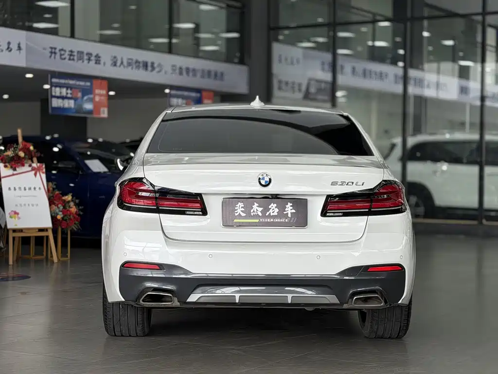 BMW BMW 5 Series 2021 530Li Leading Edition M Sport Package 2021 - thumbnail 8