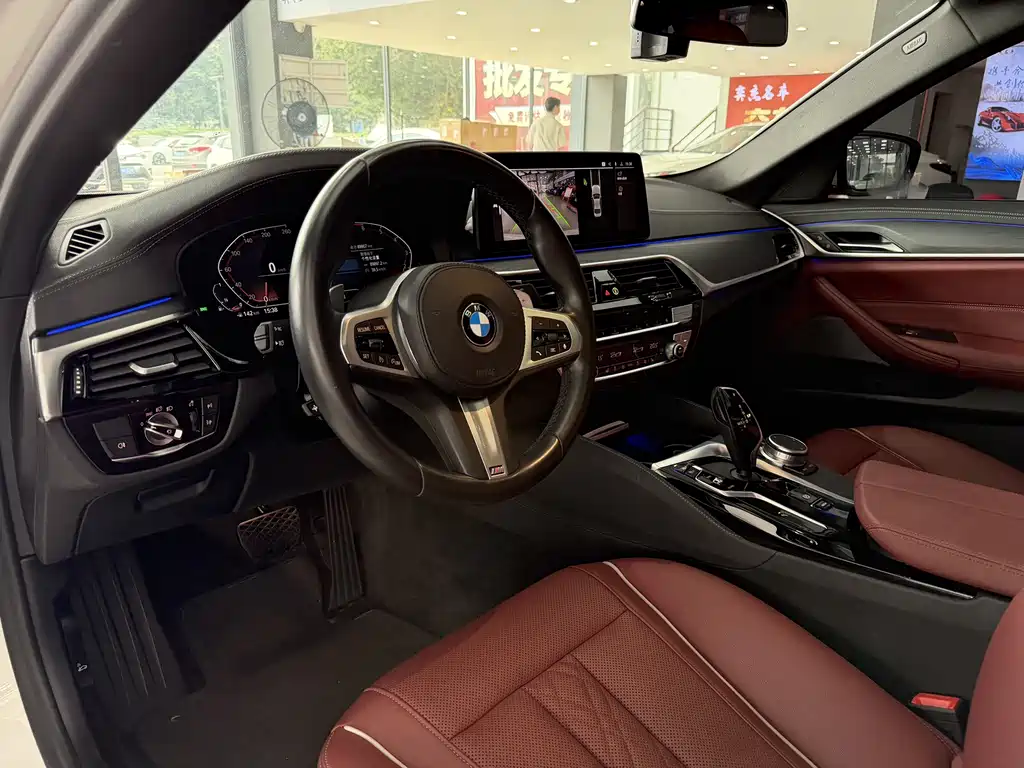 BMW BMW 5 Series 2021 530Li Leading Edition M Sport Package 2021 - thumbnail 14