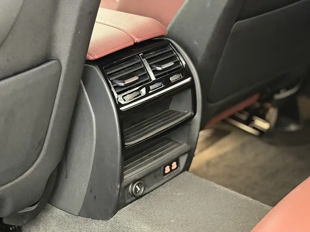 BMW BMW 5 Series 2021 530Li Leading Edition M Sport Package 2021 - thumbnail 16