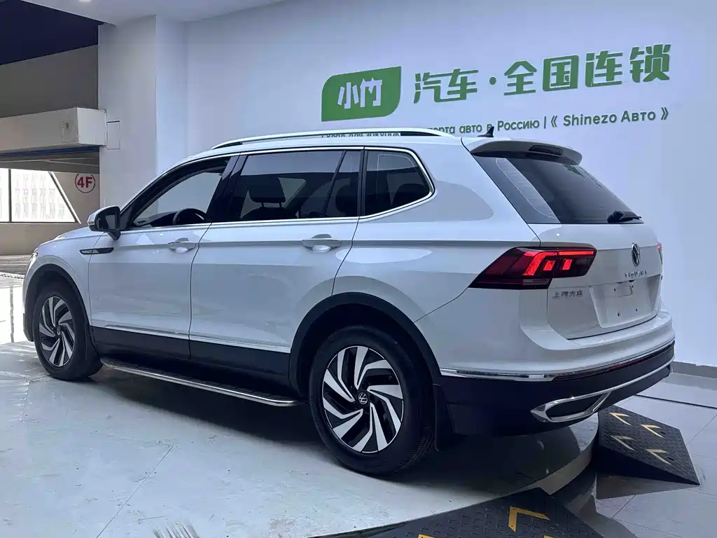 Volkswagen Volkswagen Tiguan L 2023 280TSI Automatic FWD Trend Creation Limited Edition 2023 - thumbnail 4