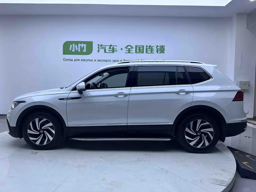Volkswagen Volkswagen Tiguan L 2023 280TSI Automatic FWD Trend Creation Limited Edition 2023 - thumbnail 9