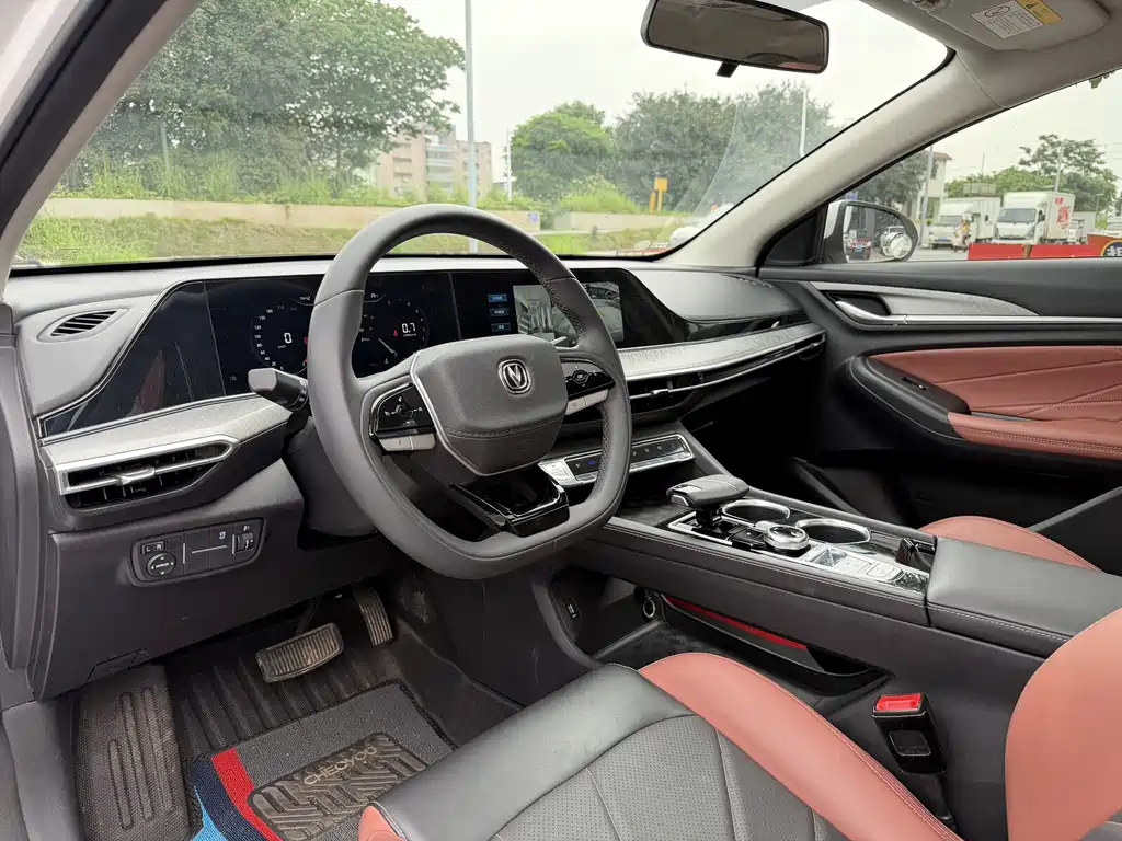Changan Changan Eado 2021 PLUS Blue Whale NE 1.4T GDI DCT Premium 2023 - thumbnail 5
