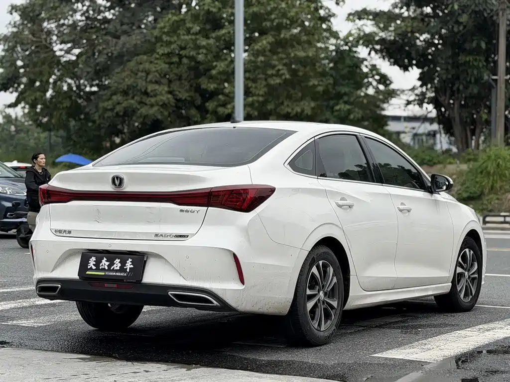 Changan Changan Eado 2021 PLUS Blue Whale NE 1.4T GDI DCT Premium 2023 - thumbnail 8