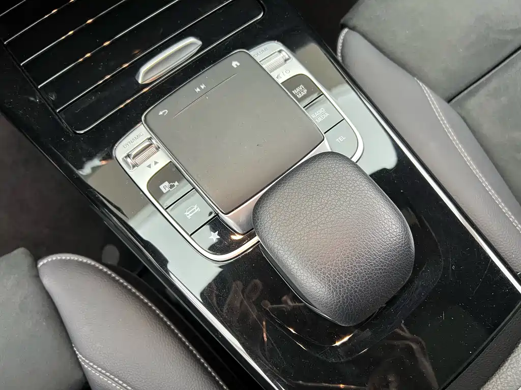 Mercedes-Benz Mercedes-Benz A-Class 2019 A 200 L 2019 - thumbnail 17