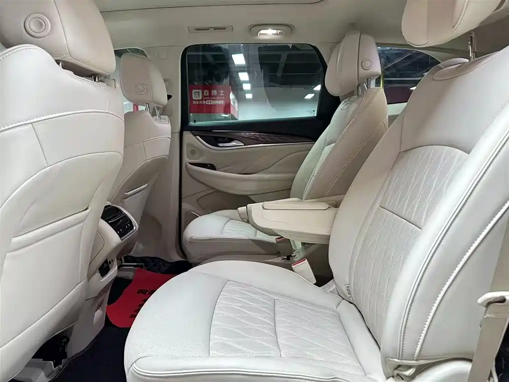 Buick Buick Enclave 2022 652T AWD Avenir 6-Seater 2022 - thumbnail 8