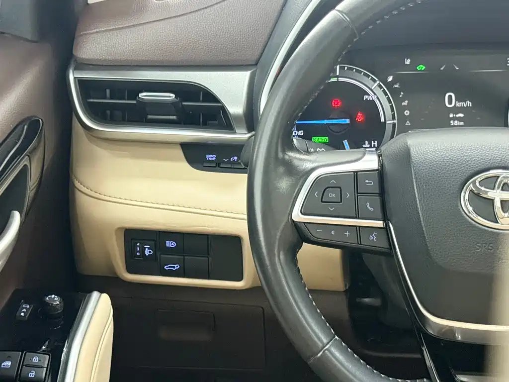 Toyota 2022 Toyota Highlander Hybrid 2.5L AWD Premium 7-Seater 2022 - thumbnail 8