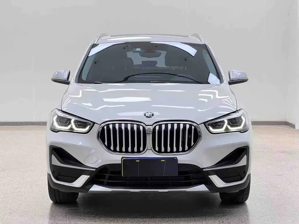 BMW BMW X1 2022 sDrive20Li Exclusive Edition 2022 - thumbnail 2