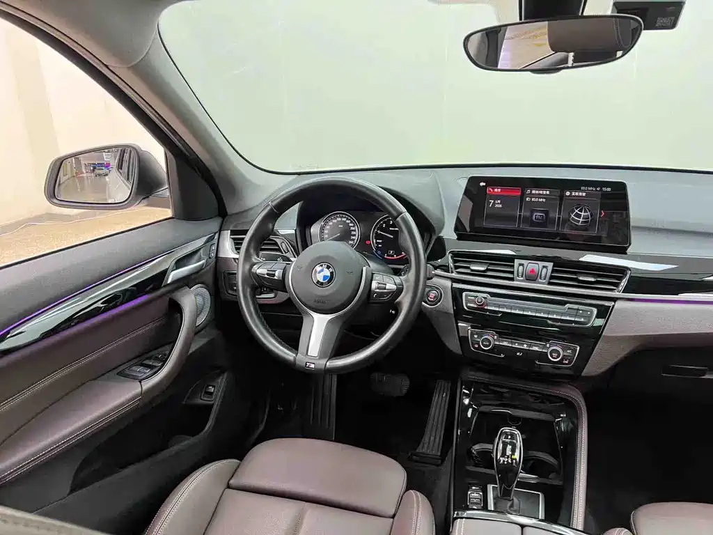 BMW BMW X1 2022 sDrive20Li Exclusive Edition 2022 - thumbnail 13
