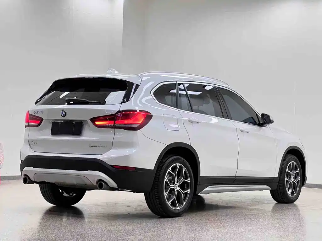 BMW BMW X1 2022 sDrive20Li Exclusive Edition 2022 - thumbnail 24