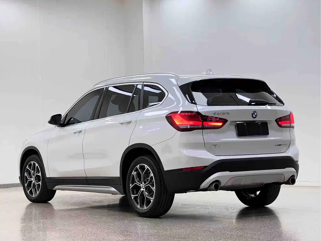 BMW BMW X1 2022 sDrive20Li Exclusive Edition 2022 - thumbnail 26
