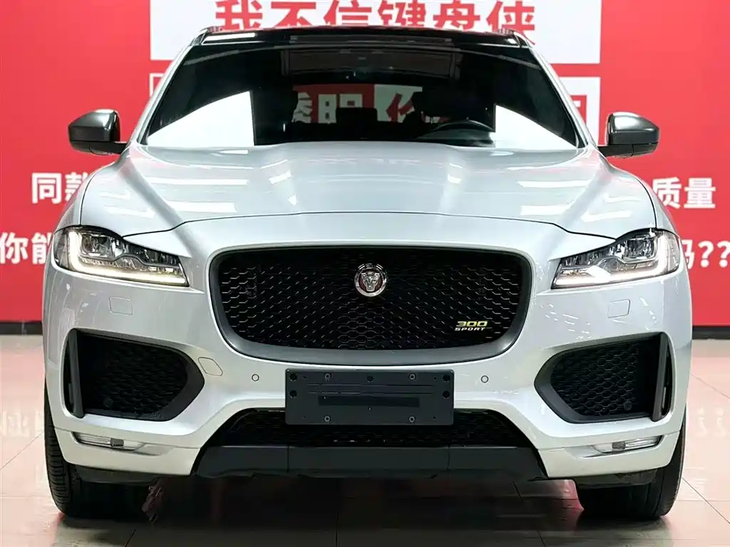 Jaguar 2020 Jaguar F-PACE 300 Sport 2021 - thumbnail 2