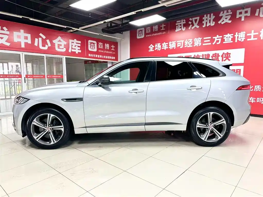 Jaguar 2020 Jaguar F-PACE 300 Sport 2021 - thumbnail 4