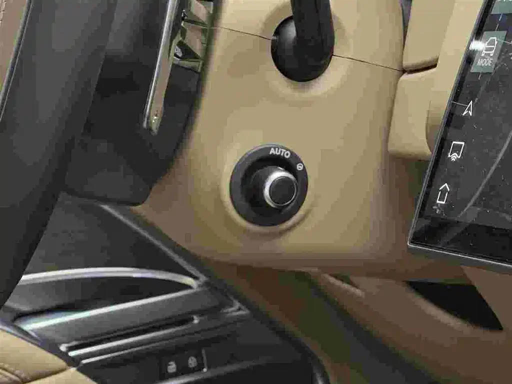 Land Rover Range Rover 2025 3.0 L6 400PS Vogue LWB 2025 - thumbnail 15