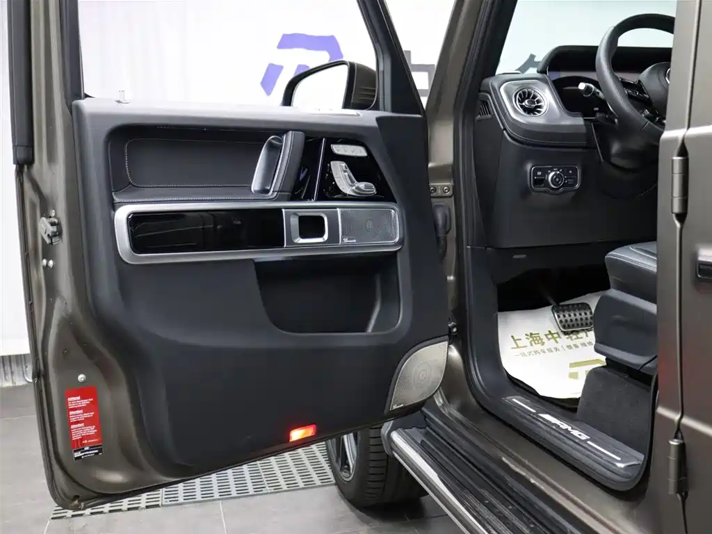 Mercedes-Benz Mercedes-Benz G-Class AMG 2025 AMG G 63 2026 - thumbnail 5