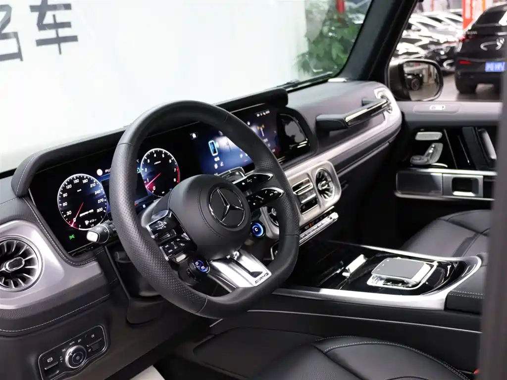 Mercedes-Benz Mercedes-Benz G-Class AMG 2025 AMG G 63 2026 - thumbnail 8