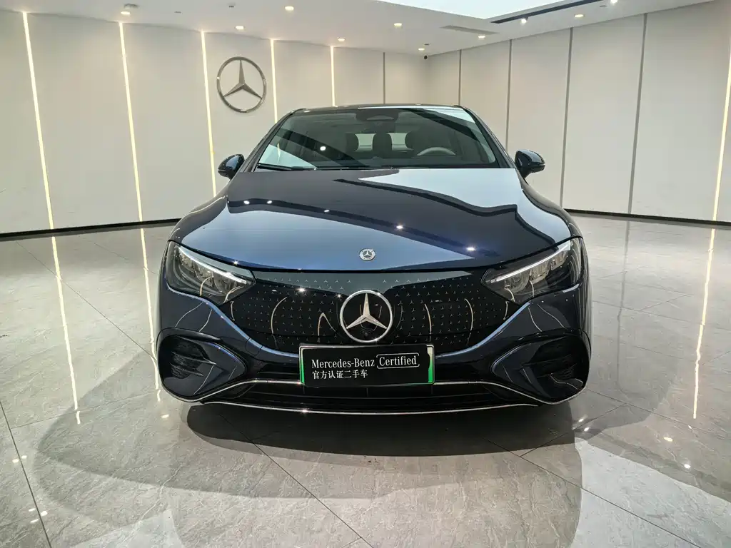 Mercedes-Benz Mercedes-Benz EQE 500 4MATIC 2025 - thumbnail 2