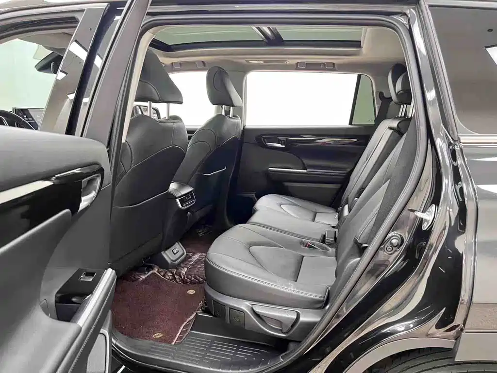 Toyota Highlander 2024 380T AWD Prestige Edition 7-Seater 2024 - thumbnail 9