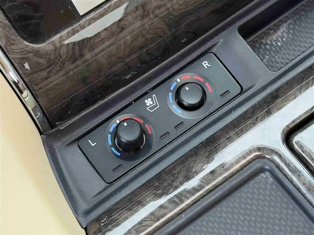 Toyota Alphard 2021 Hybrid 2.5L Premium Edition 2021 - thumbnail 17