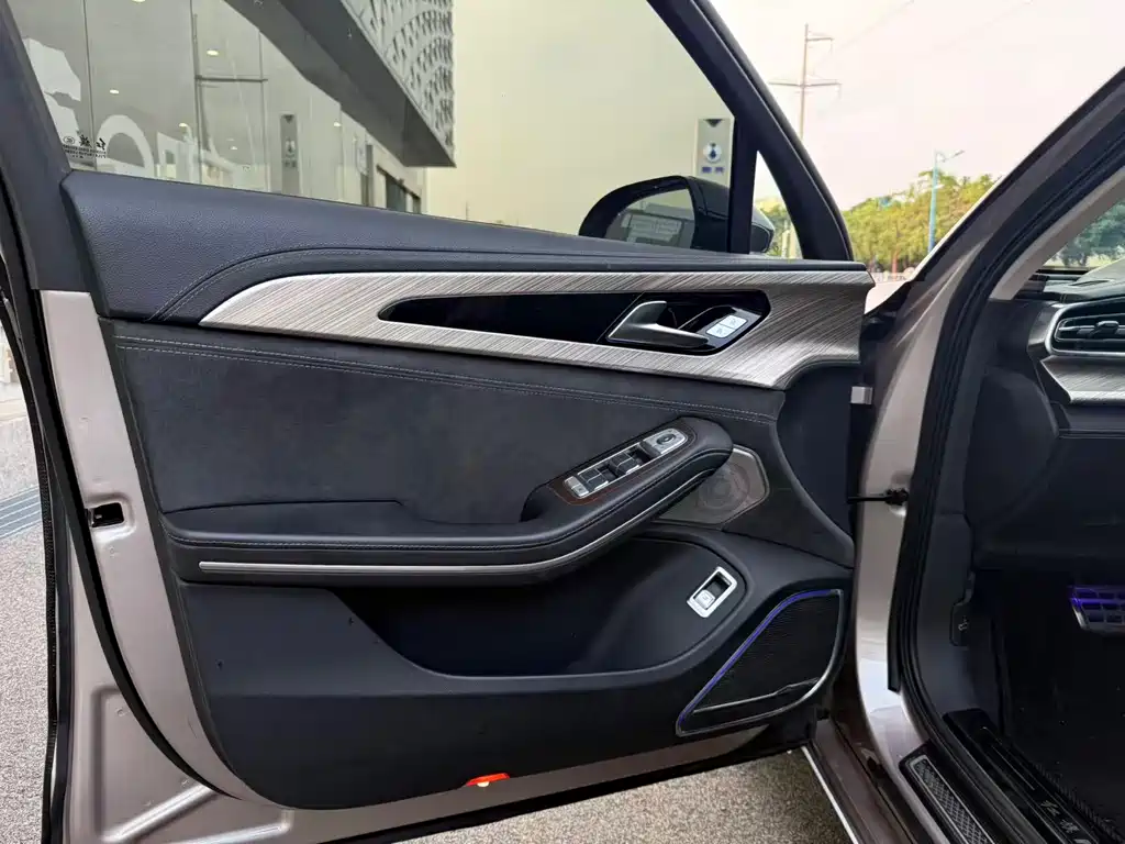 Hongqi Hongqi H9 2020 Facelift 2.0T Zhilian Qichang Edition 2021 - thumbnail 10