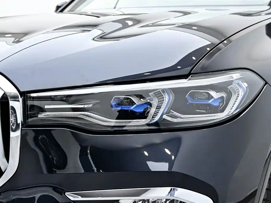 BMW BMW X7 2022 xDrive40i Exclusive Edition M Sport Package 2022 - thumbnail 9