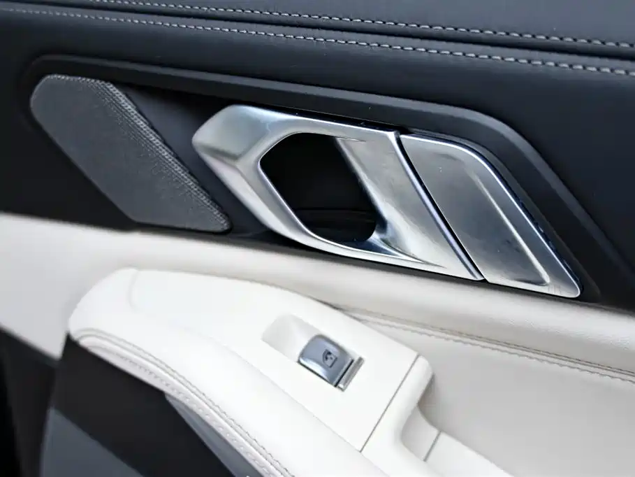BMW BMW X7 2022 xDrive40i Exclusive Edition M Sport Package 2022 - thumbnail 27