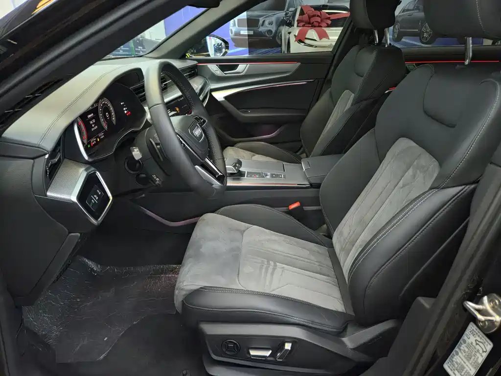 Audi Audi A6L 2024 40 TFSI Luxury Dynamic Edition 2024 - thumbnail 10