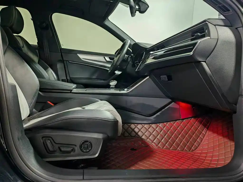 Audi Audi A6L 2022 55 TFSI e quattro 2022 - thumbnail 7