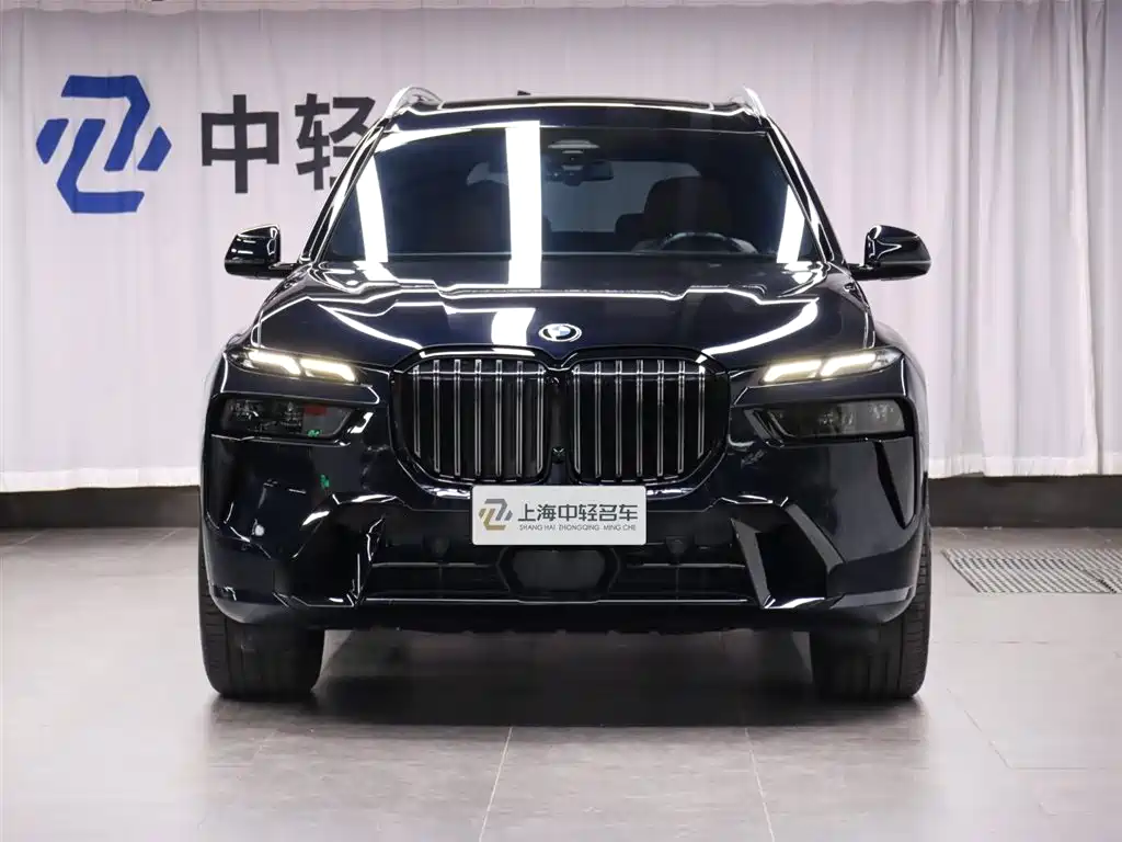 BMW BMW X7 2023 xDrive40i Executive M Sport Package 2024 - thumbnail 2