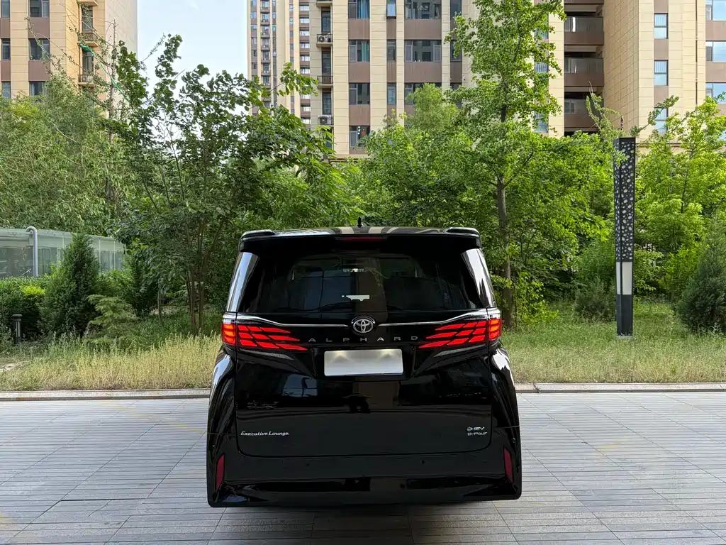 Toyota Alphard 2024 Hybrid 2.5L Premium Edition 2024 - thumbnail 6