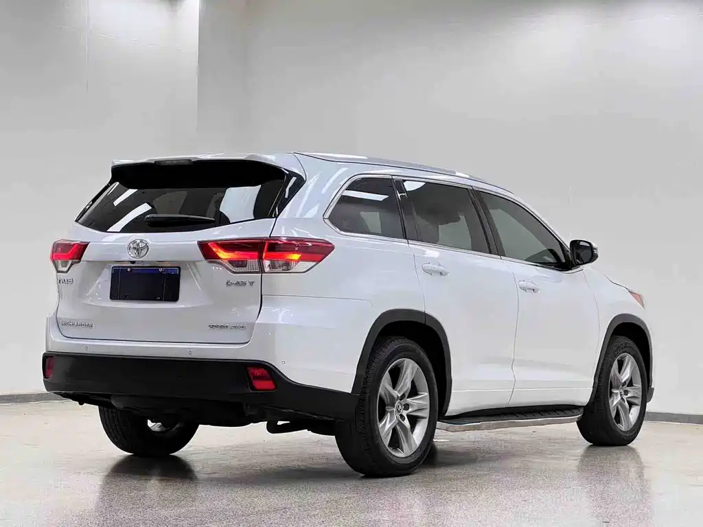 Toyota Toyota Highlander 2021 2.0T AWD Luxury Edition 7-seat 2022 - thumbnail 28