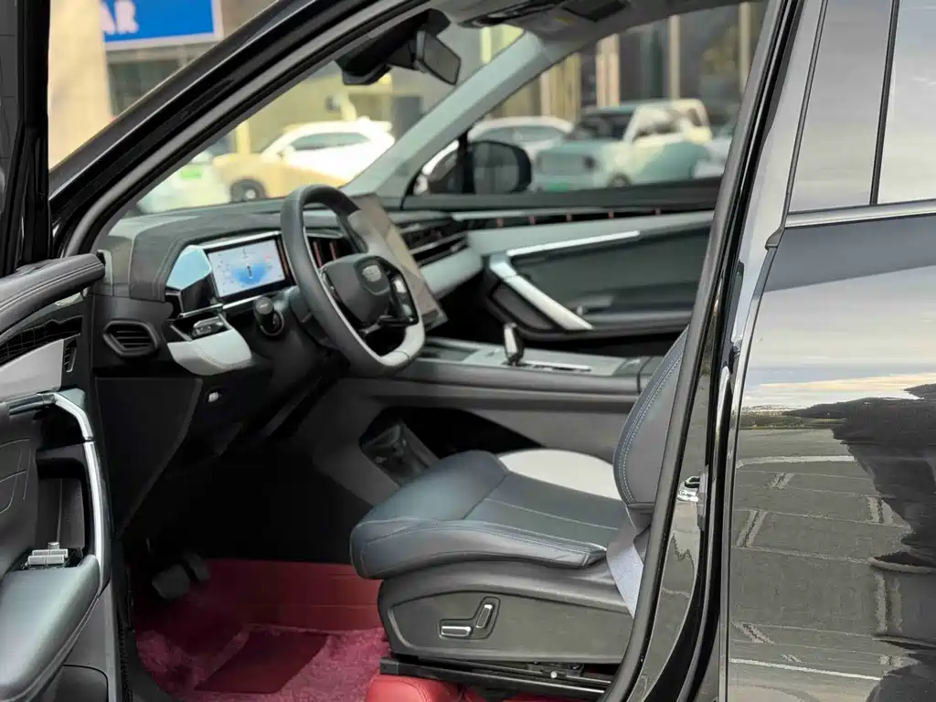 Geely Auto Geely Boyue L 2024 1.5TD DCT Premium 2024 - thumbnail 4