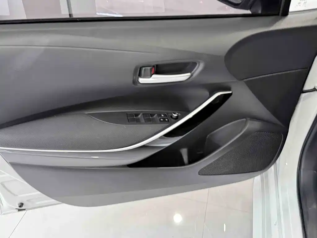 Toyota Toyota Levin 2021 Hybrid 1.8H E-CVT Luxury Edition 2021 - thumbnail 5