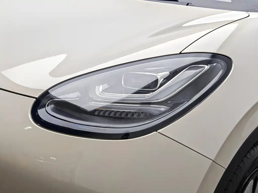Wuling Motors Wuling Bingo 2023 203km Comfort Edition 2023 - thumbnail 8