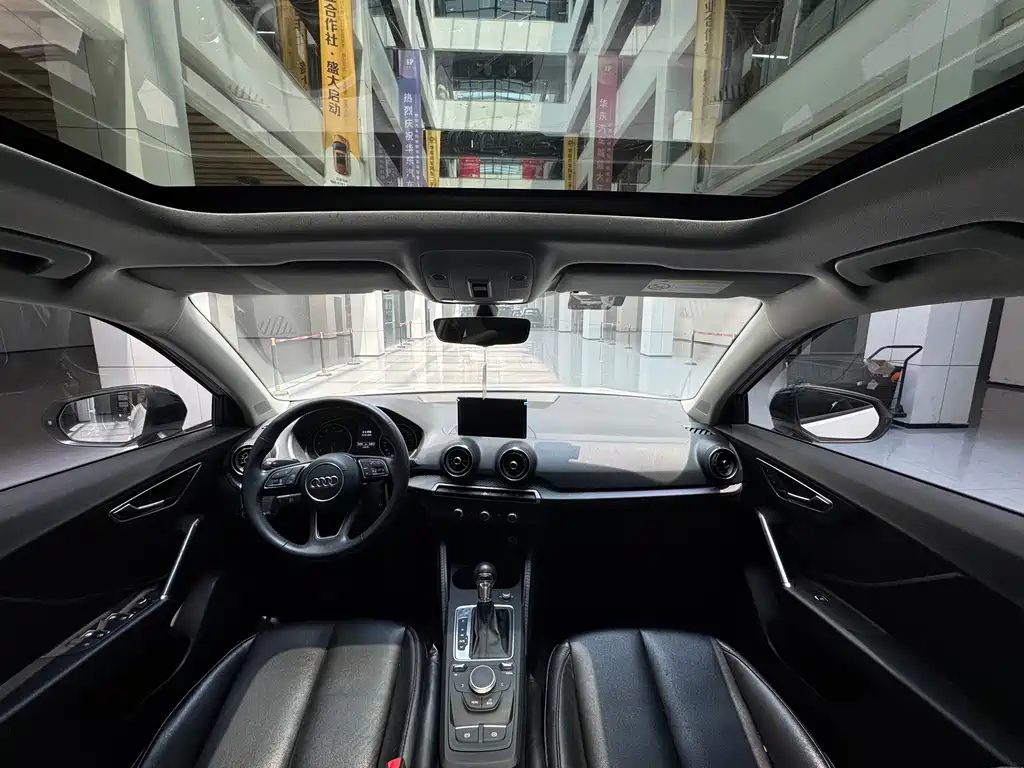 Audi Audi Q2L 2020 35 TFSI Entry Dynamic 2020 - thumbnail 12