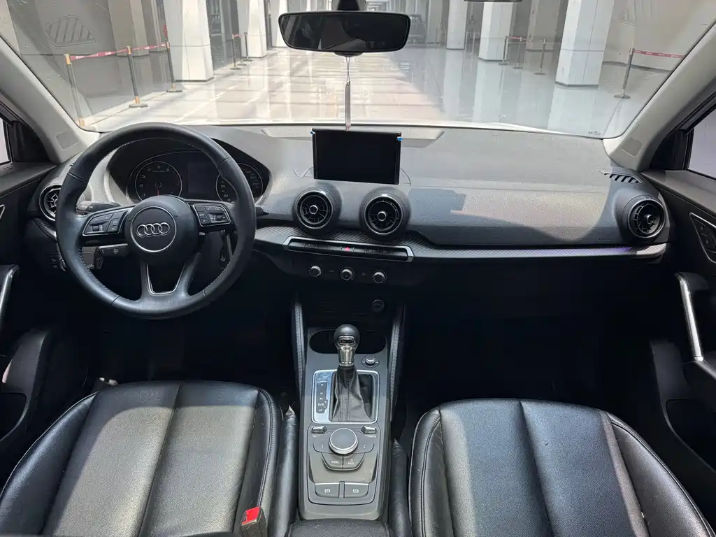 Audi Audi Q2L 2020 35 TFSI Entry Dynamic 2020 - thumbnail 13