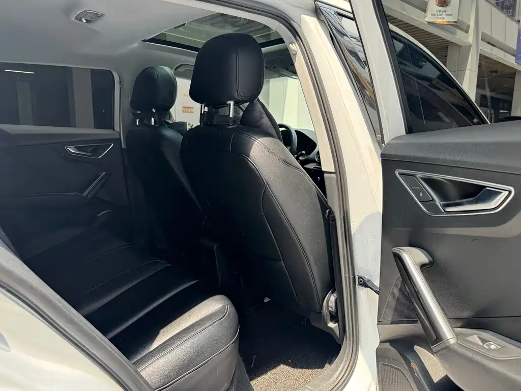 Audi Audi Q2L 2020 35 TFSI Entry Dynamic 2020 - thumbnail 18