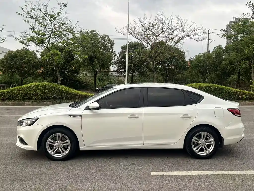 MG MG 6 2018 20T Automatic Elite Smart Connectivity Edition China VI 2019 - thumbnail 5