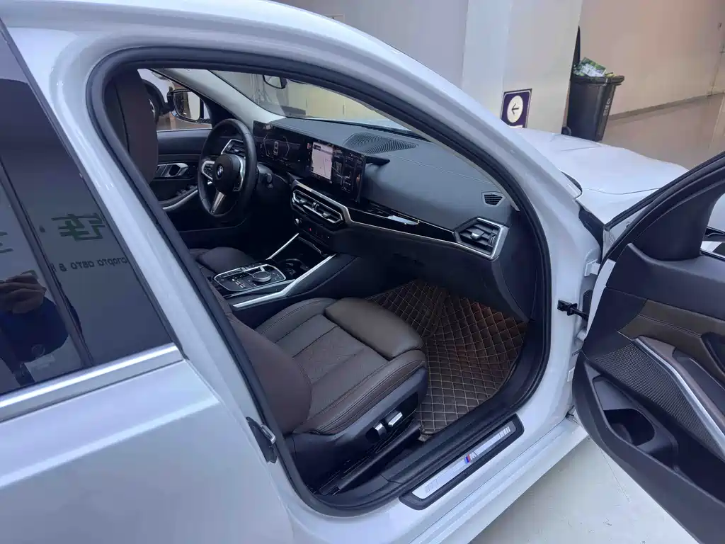 BMW BMW 3 Series 2023 320Li M Sport Package 2023 - thumbnail 11