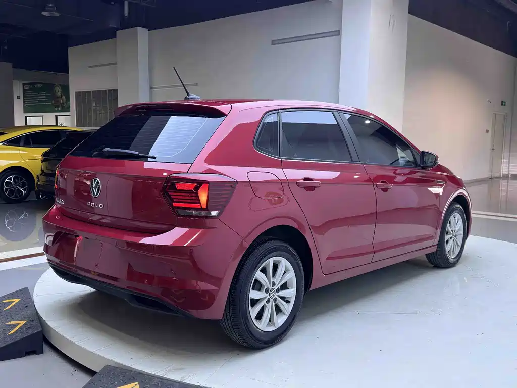 Volkswagen Volkswagen Polo Plus 2023 Facelift 1.5L Automatic Colorful Tech Edition 2023 - thumbnail 5