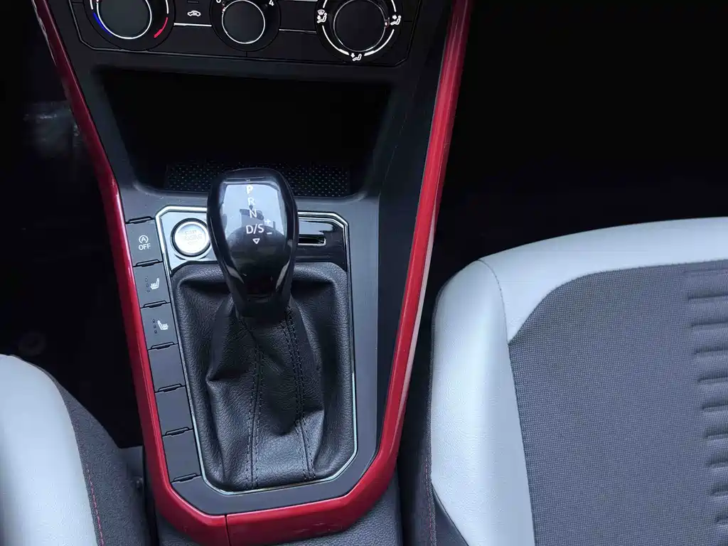 Volkswagen Volkswagen Polo Plus 2023 Facelift 1.5L Automatic Colorful Tech Edition 2023 - thumbnail 11