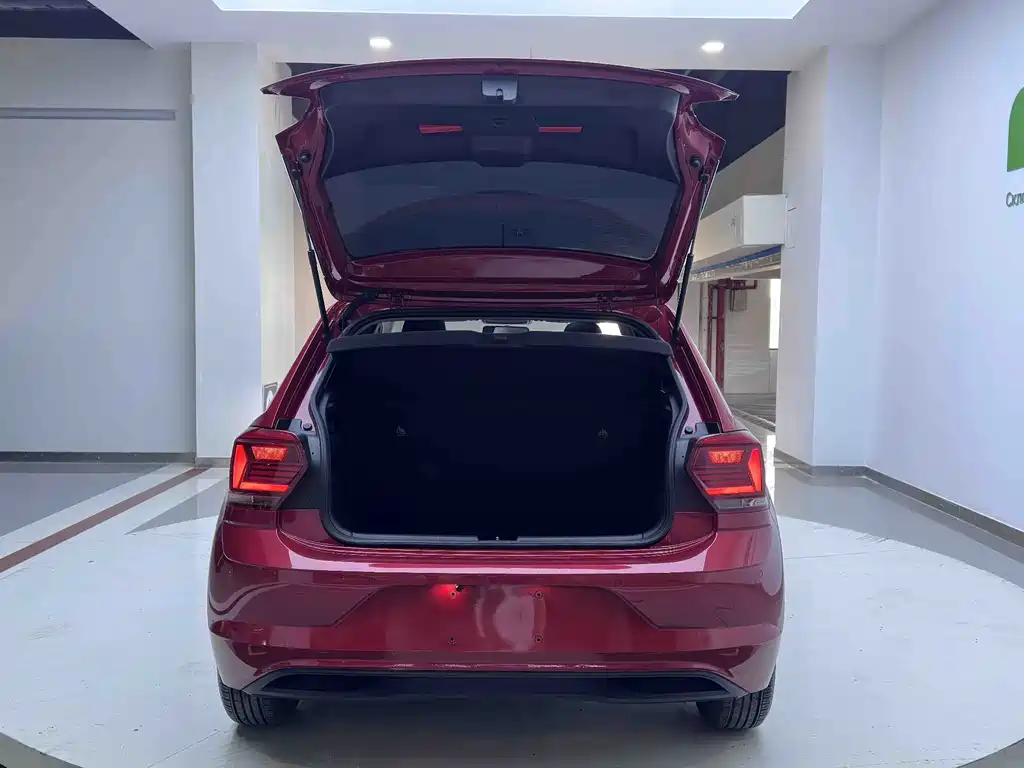 Volkswagen Volkswagen Polo Plus 2023 Facelift 1.5L Automatic Colorful Tech Edition 2023 - thumbnail 13