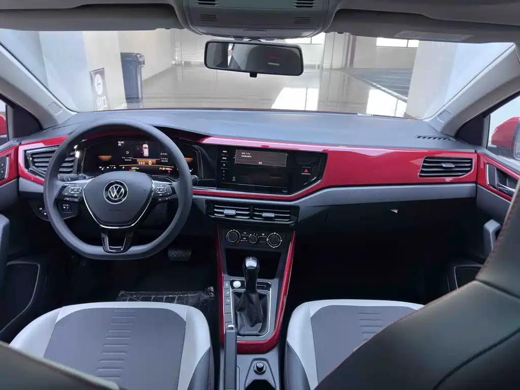 Volkswagen Volkswagen Polo Plus 2023 Facelift 1.5L Automatic Colorful Tech Edition 2023 - thumbnail 15