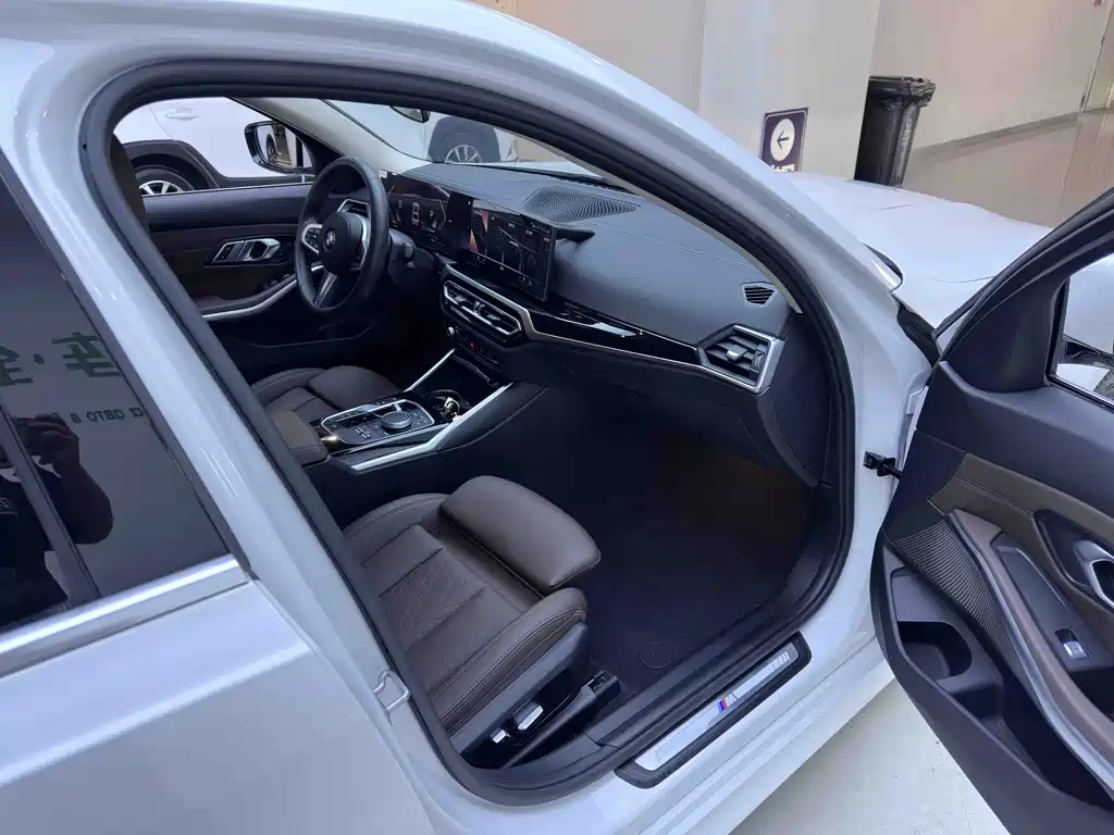 BMW BMW 3 Series 2023 320Li M Sport Package 2023 - thumbnail 11